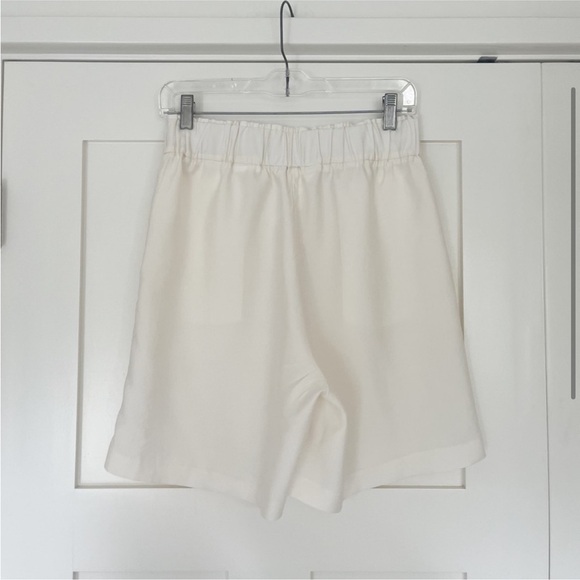 H&m Shorts - Picture 4 of 8